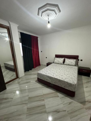 Appartement au 1er étage de 4 pièces à martil